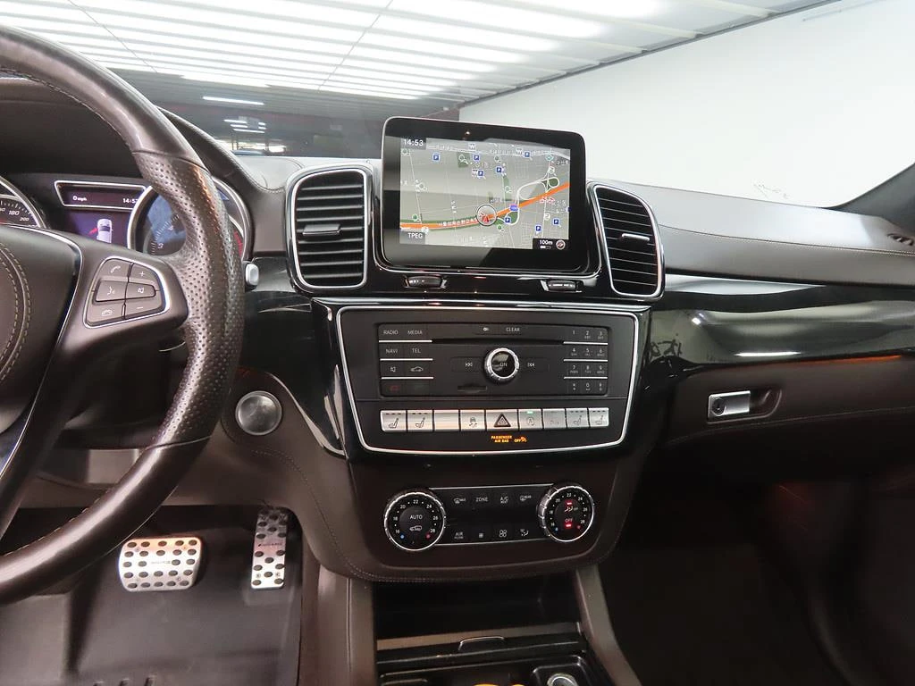 Mercedes-Benz GLS 500 360| ПАНО| ПОДГРЕВ| ОБДУХВАНЕ, снимка 10 - Автомобили и джипове - 54777586