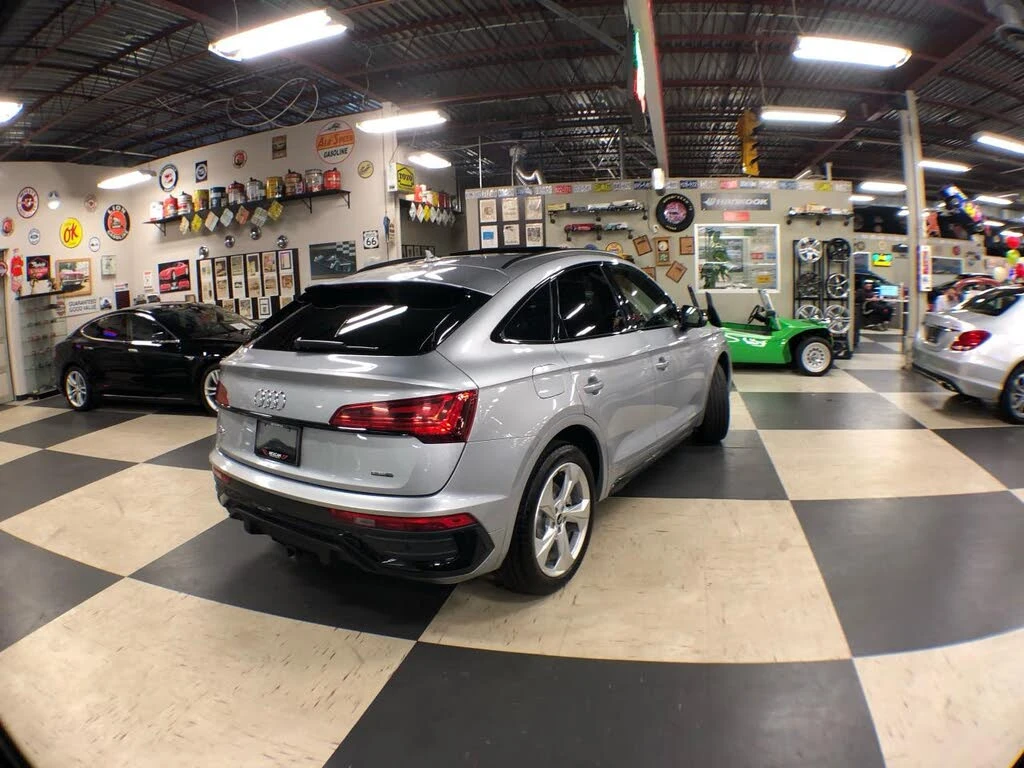 Audi Q5 SPORTBACK* TECHNIK* B&O* DISTRONIC* 360 CAM* ПАНО, снимка 4 - Автомобили и джипове - 54810096
