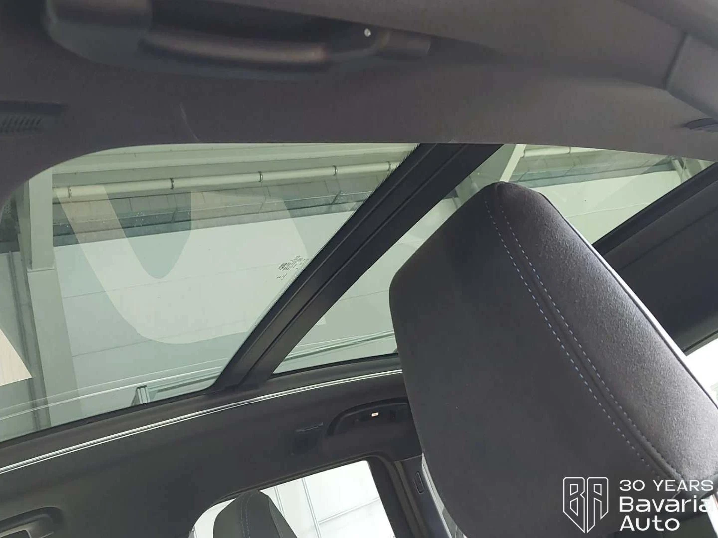 BMW iX1 30 xDrive M Sport Paket , снимка 9 - Автомобили и джипове - 54836642