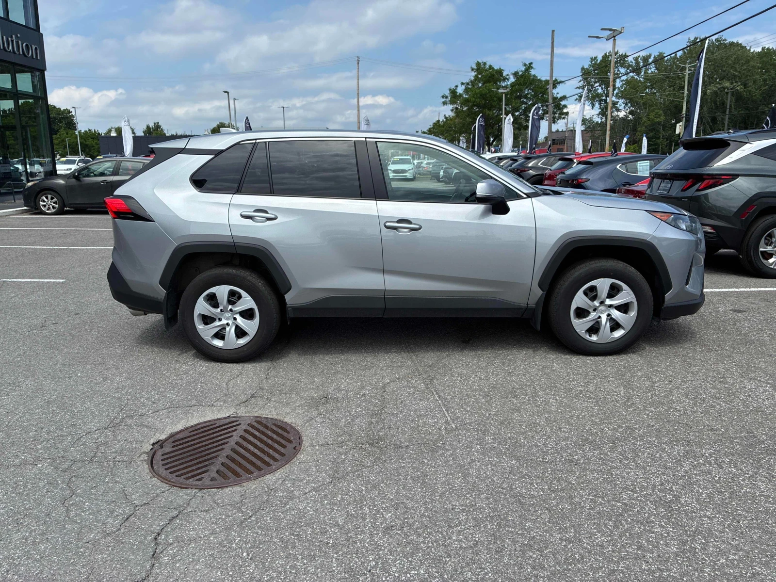 Toyota Rav4 LE * CARFAX * АВТО КРЕДИТ * , снимка 4 - Автомобили и джипове - 54875662