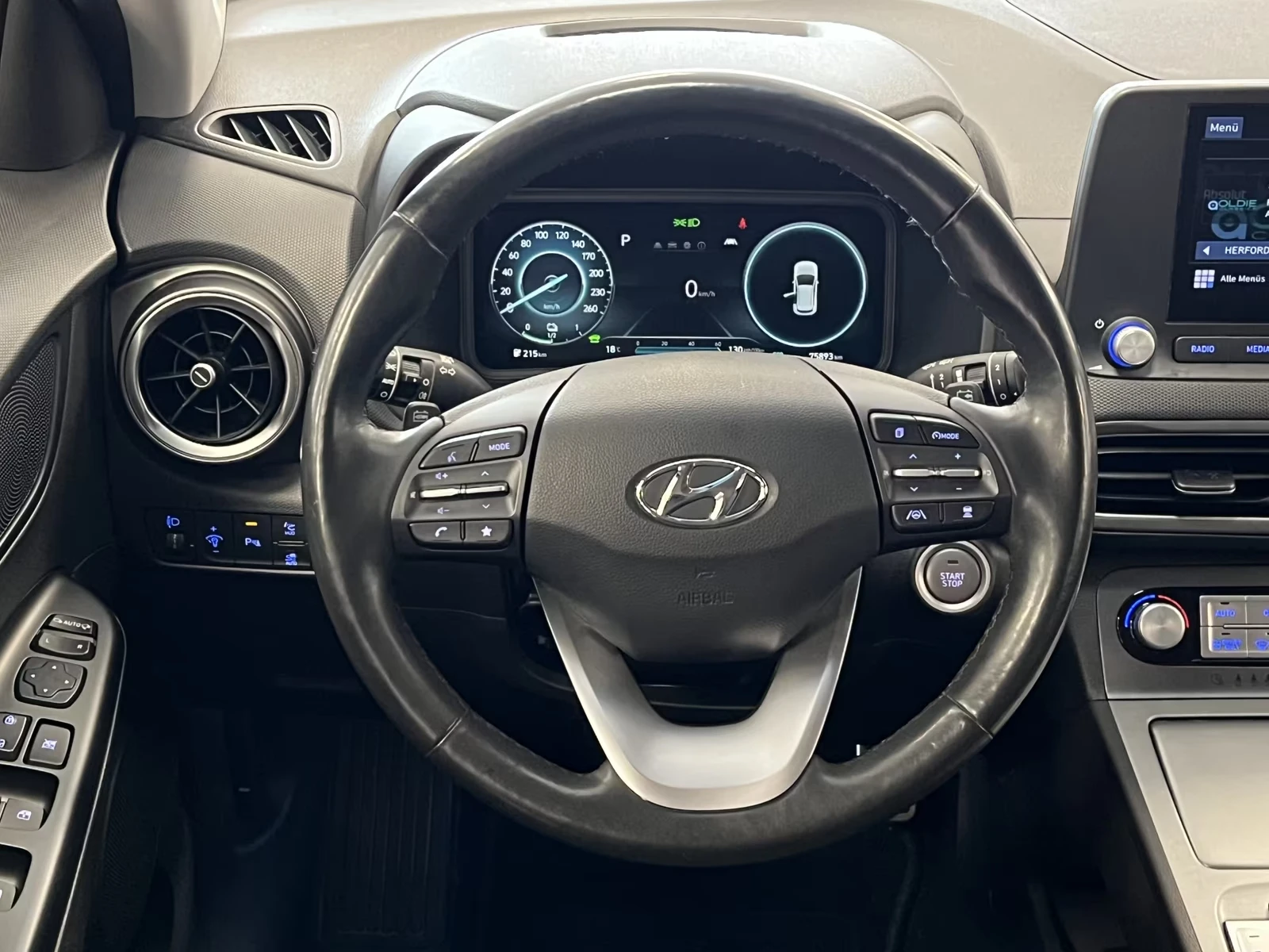 Hyundai Kona CAM/HEAD-UP/64KWH/ТЕРМОПОМПА/CARPLAY/ПОДГРЕВ/NAVI, снимка 10 - Автомобили и джипове - 54911635