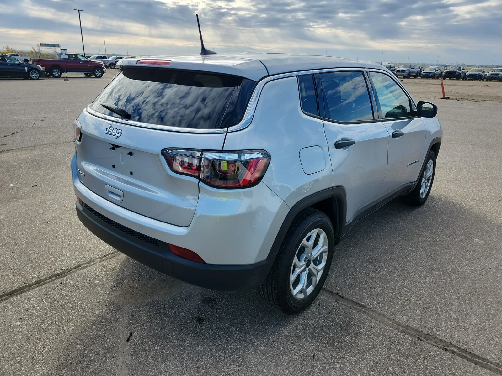 Jeep Compass 4x4 Sport[Turbo/Super Charged]/�������/ | Mobile.bg � ����������� 15