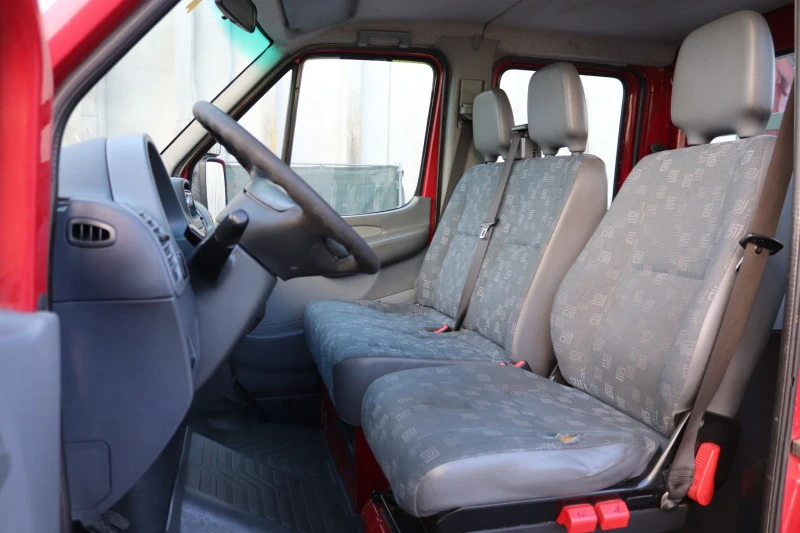 Mercedes-Benz Sprinter 313 4x4 DoKa Бордови с Кран, снимка 11 - Бусове и автобуси - 45900596