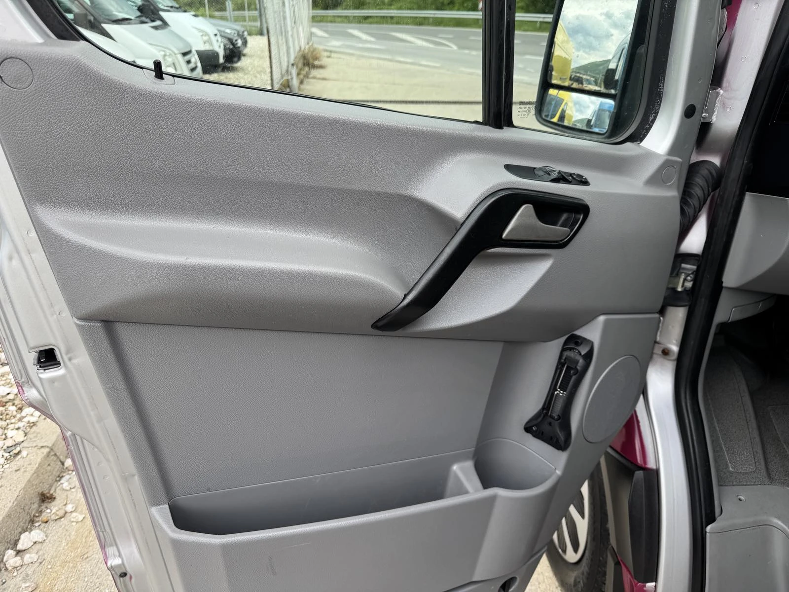 VW Crafter 2.5TDI9 KLIMA | Mobile.bg   14