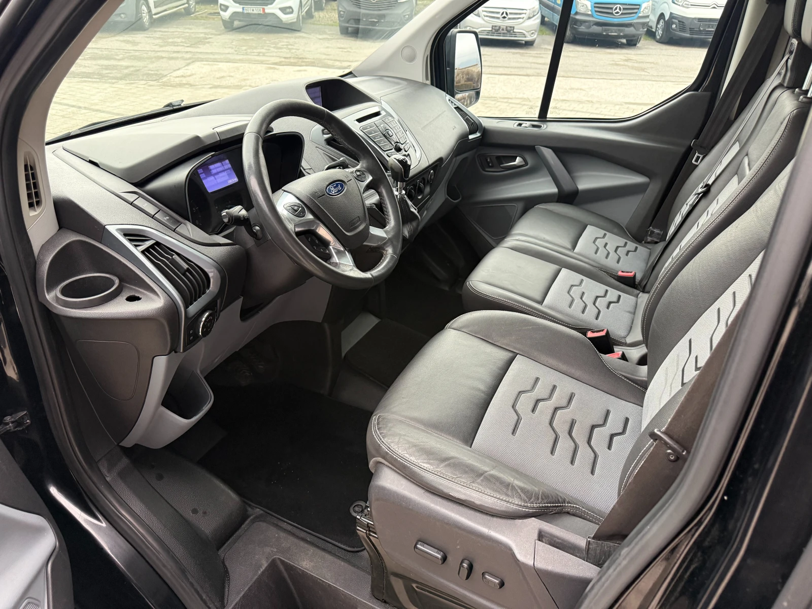 Ford Transit Custom 2.2TDCI 155�.�. �������� L2H1  | Mobile.bg � ����������� 13