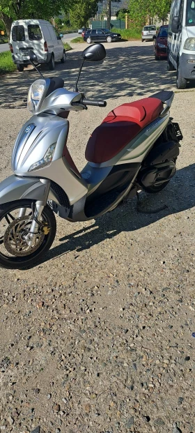 Обява за продажба на Piaggio Beverly 350 abs-asr perfecten  ~4 700 лв. - изображение 11