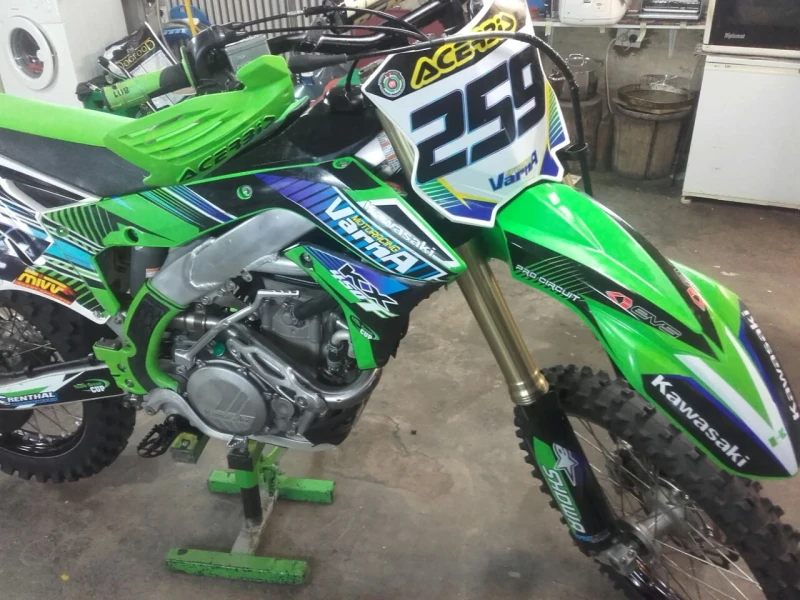 Kawasaki Kx