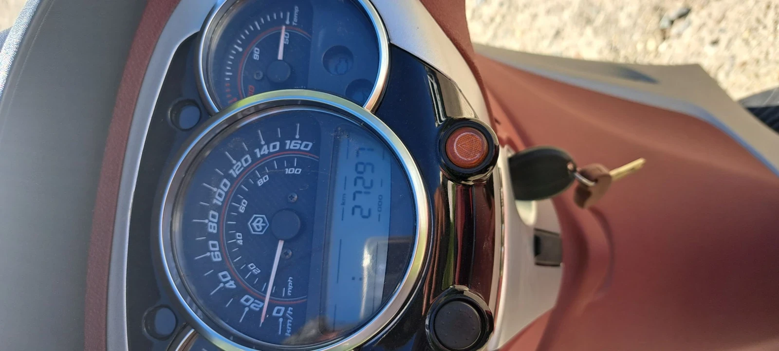 Piaggio Beverly 350 abs-asr perfecten  - изображение 9