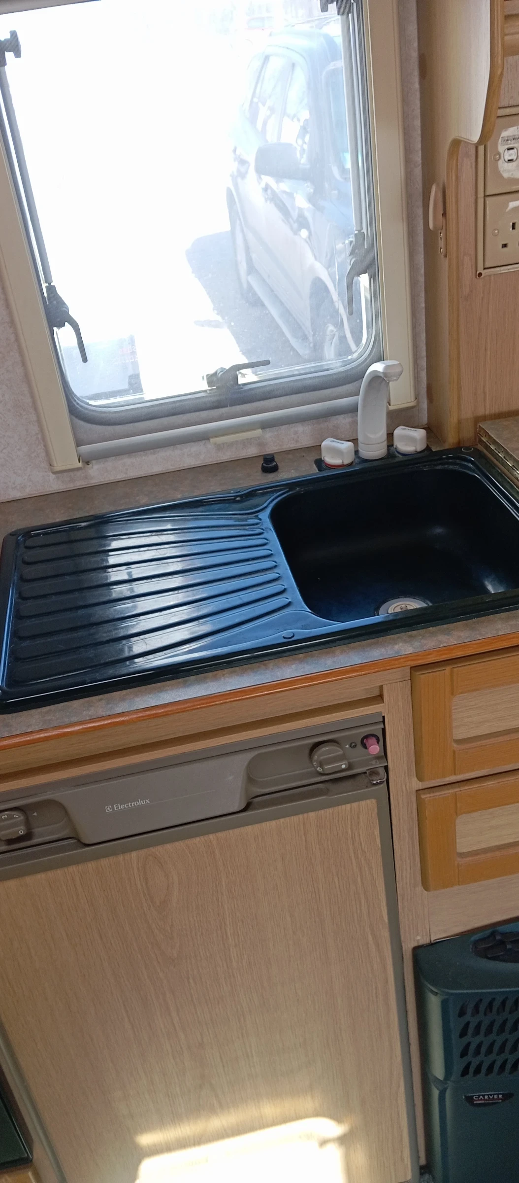 Каравана Euro Liner Стерлинг Европа 500Л - изображение 6