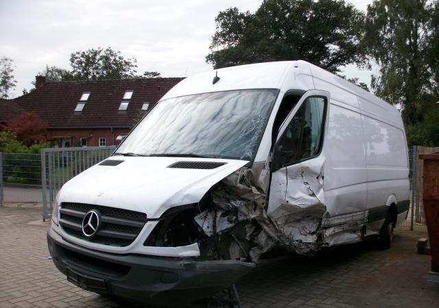 Двигател за Mercedes-Benz Sprinter, снимка 6 - Части - 41993227