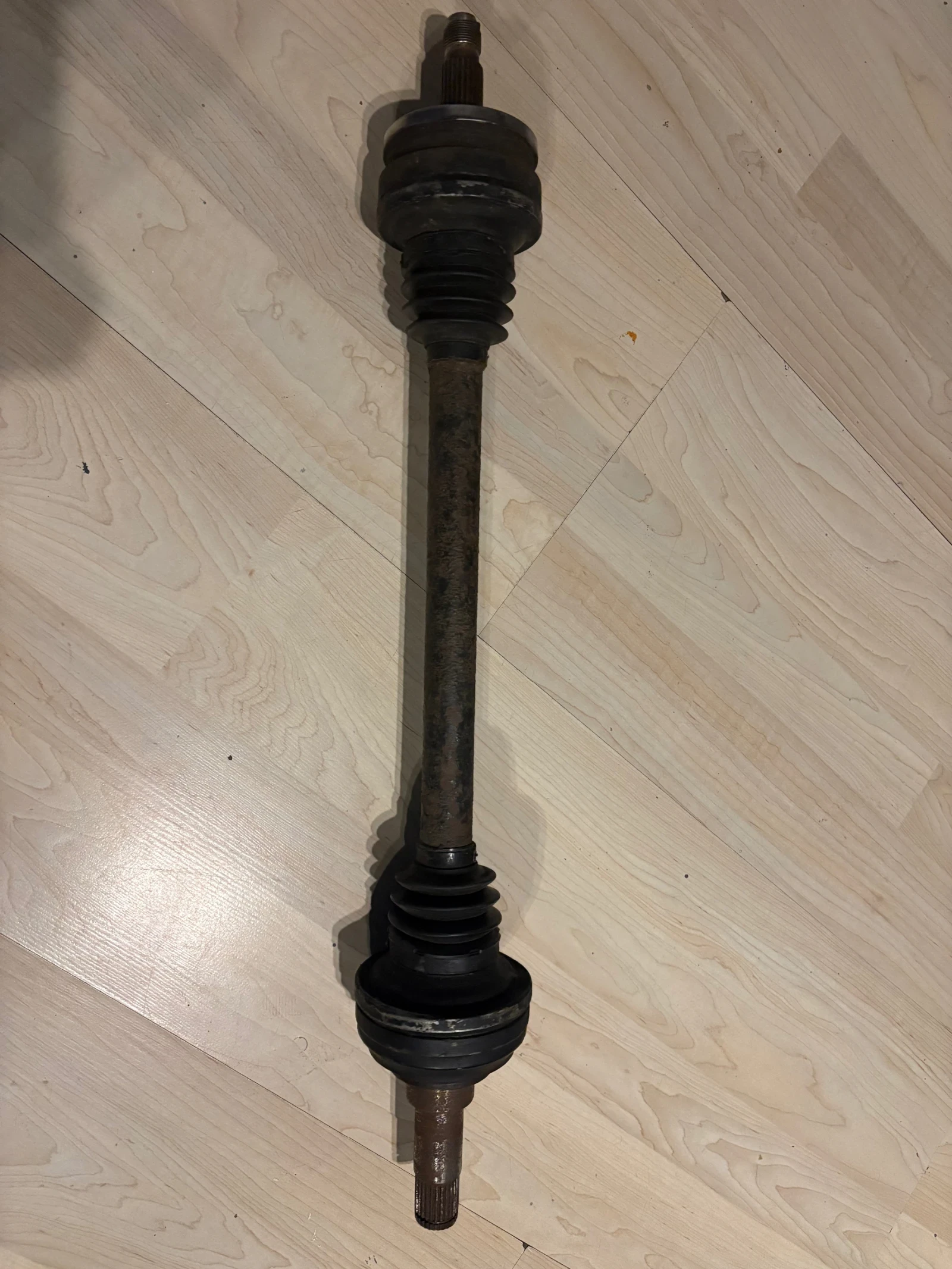Полуоска за Mercedes CLK W209/ 5.0 и 5.5 двигател.