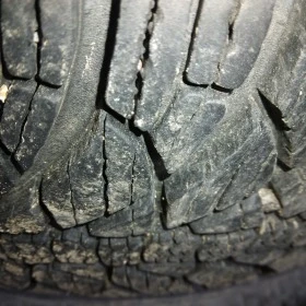 Гуми Зимни 185/65R15, снимка 2