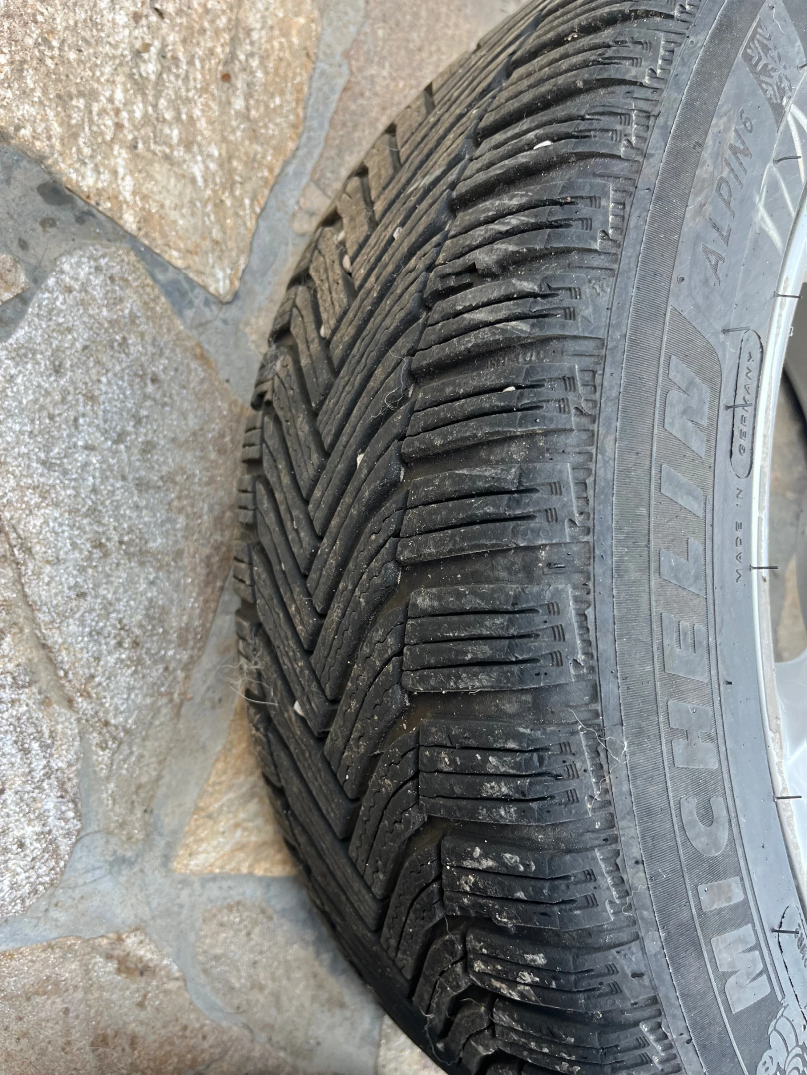 Гуми с джанти Michelin 225/50R17, снимка 9 - Гуми и джанти - 56265990