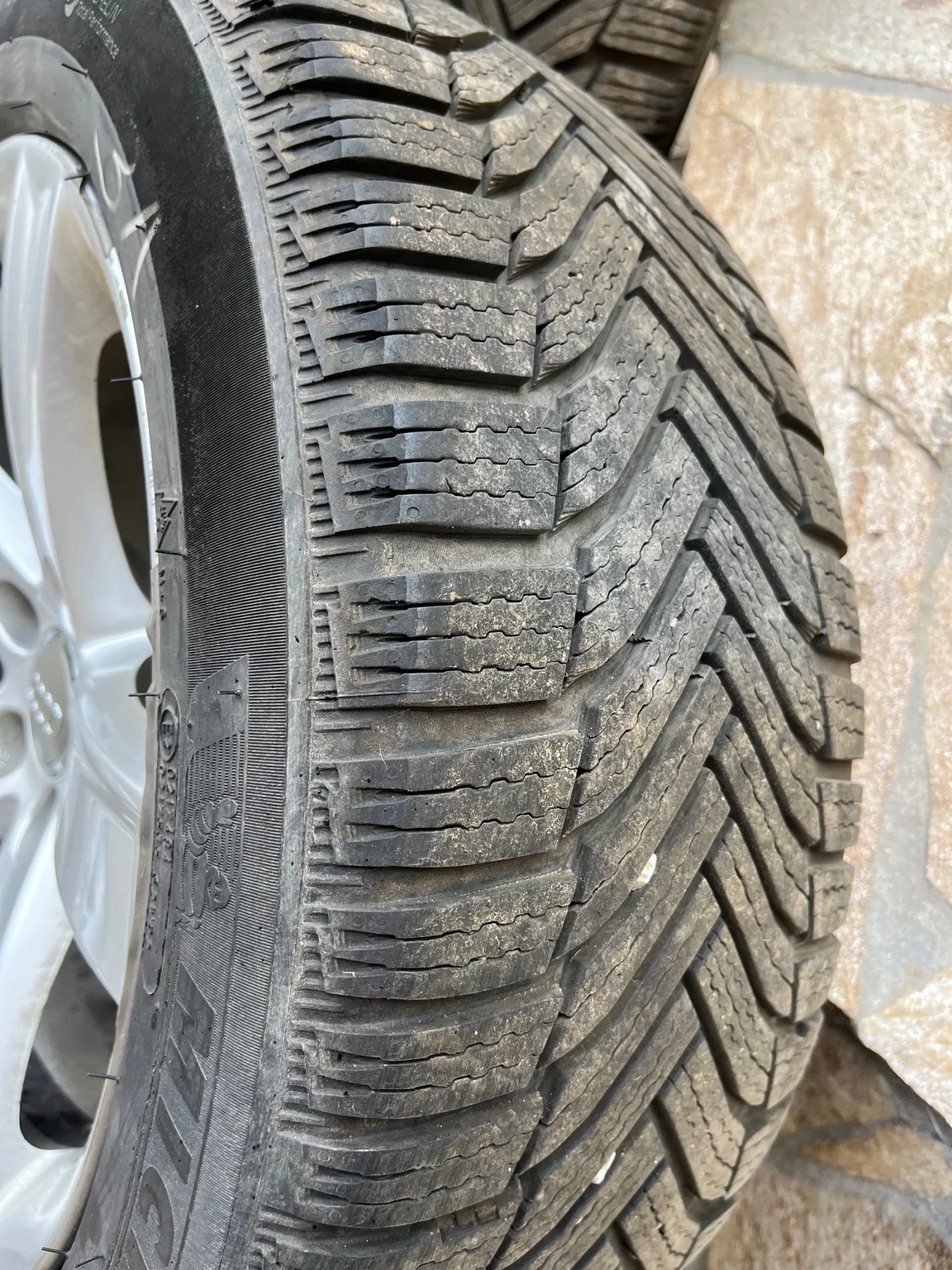 Гуми с джанти Michelin 225/50R17, снимка 10 - Гуми и джанти - 56265990
