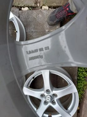   VW Golf | Mobile.bg    3