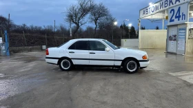 Mercedes-Benz C 180, снимка 4