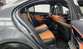 Mercedes-Benz C 300 4MATIC* AMG-LINE* 360CAMERA* DISTRONIC* BURMESTER*, снимка 16