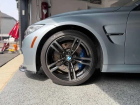 BMW M3 * 4dr Sdn* 2 КЛЮЧА* ПОДГРЕВ* PANO* KEYLESS*  - 33200 € / 64933.56 лв. - 25704509 7