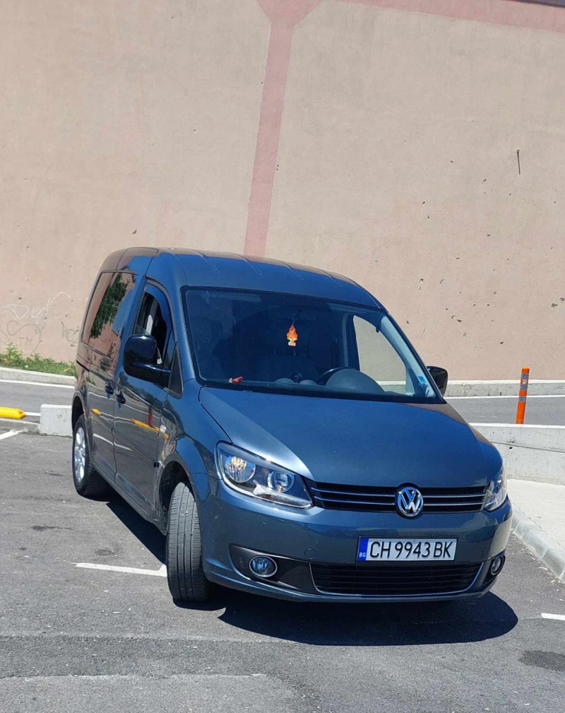 VW Caddy 1.6i, снимка 12 - Автомобили и джипове - 47270049