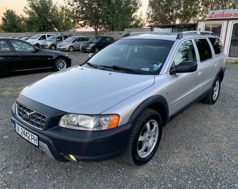 Volvo Xc70 AWD Restyling Cross Country2.4 D5(185к.с)Automatic, снимка 1 - Автомобили и джипове - 47537190