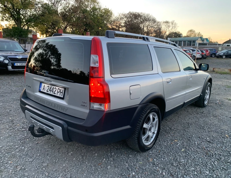 Volvo Xc70 AWD Restyling Cross Country2.4 D5(185к.с)Automatic, снимка 5 - Автомобили и джипове - 47537190