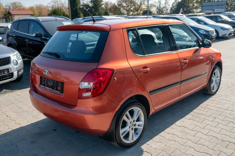 Skoda Fabia 1.6i* Автоматик* , снимка 7 - Автомобили и джипове - 47902438