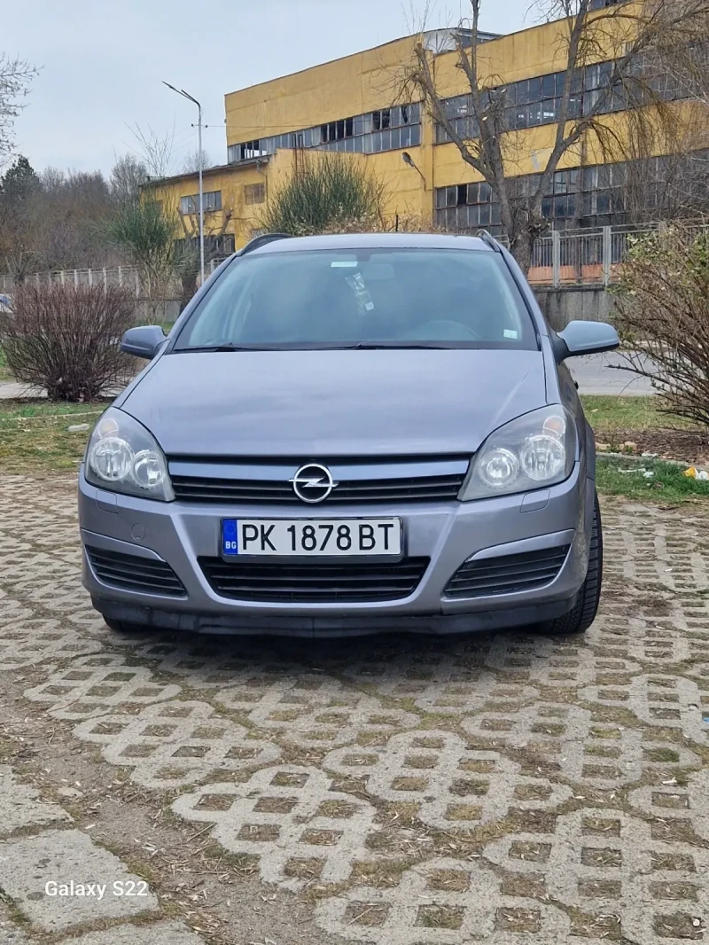 Opel Astra 1.7 CDTI, снимка 2 - Автомобили и джипове - 48580236