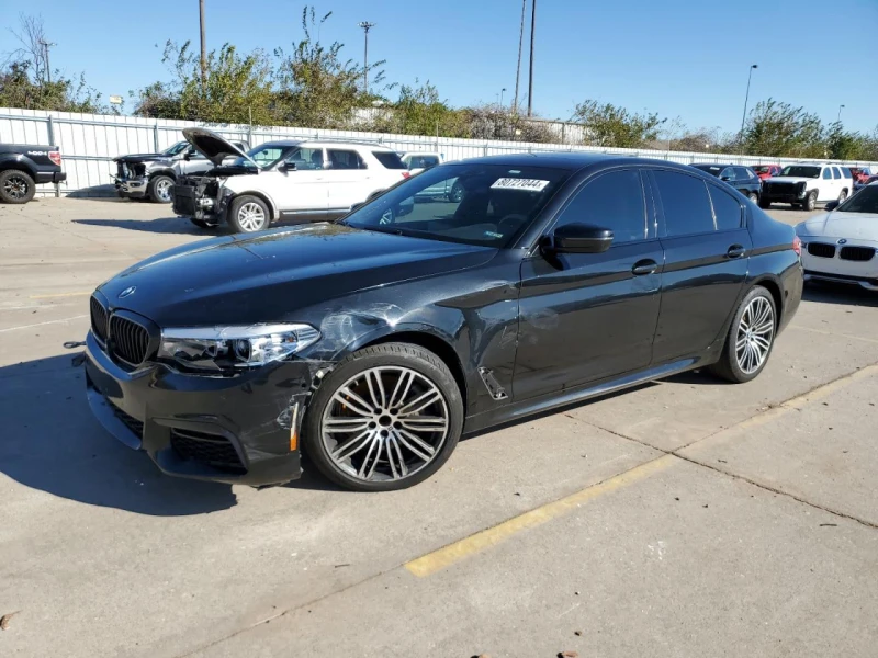 BMW 530 М-пакет* Подгрев* Keyless* Камера* Амбиентни светл, снимка 1 - Автомобили и джипове - 48700290