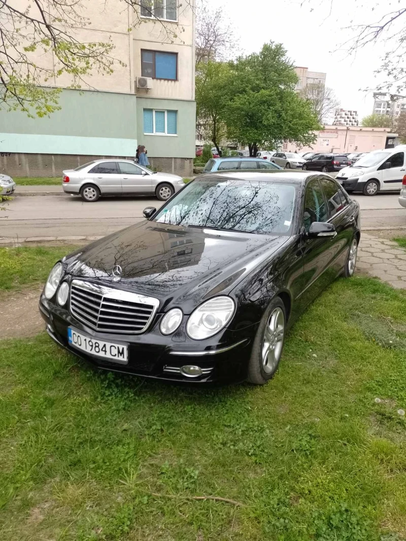 Mercedes-Benz E 320 Feclift , снимка 1 - Автомобили и джипове - 49186459