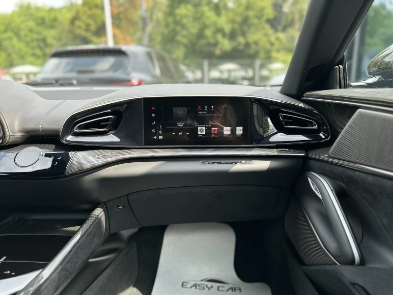 Ferrari Purosangue NEW/PANO/CAMERA/CARBON FULL, снимка 12 - Автомобили и джипове - 51178086