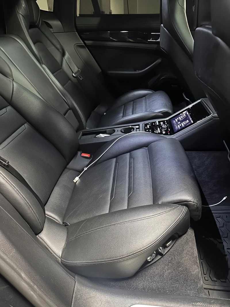 Porsche Panamera, снимка 13 - Автомобили и джипове - 52468352