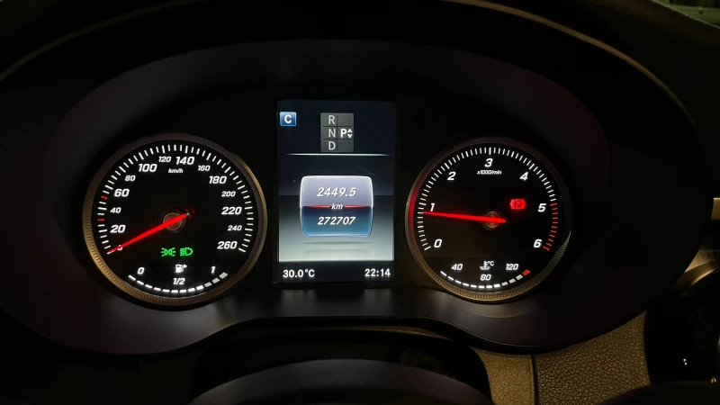 Mercedes-Benz C 180 CDI, снимка 7 - Автомобили и джипове - 52028461