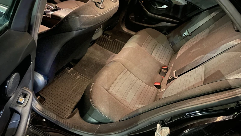 Mercedes-Benz C 180 CDI, снимка 8 - Автомобили и джипове - 52028461