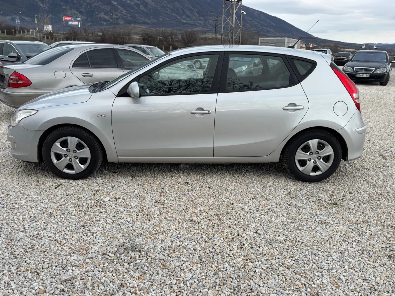 Hyundai I30, снимка 2 - Автомобили и джипове - 52943921