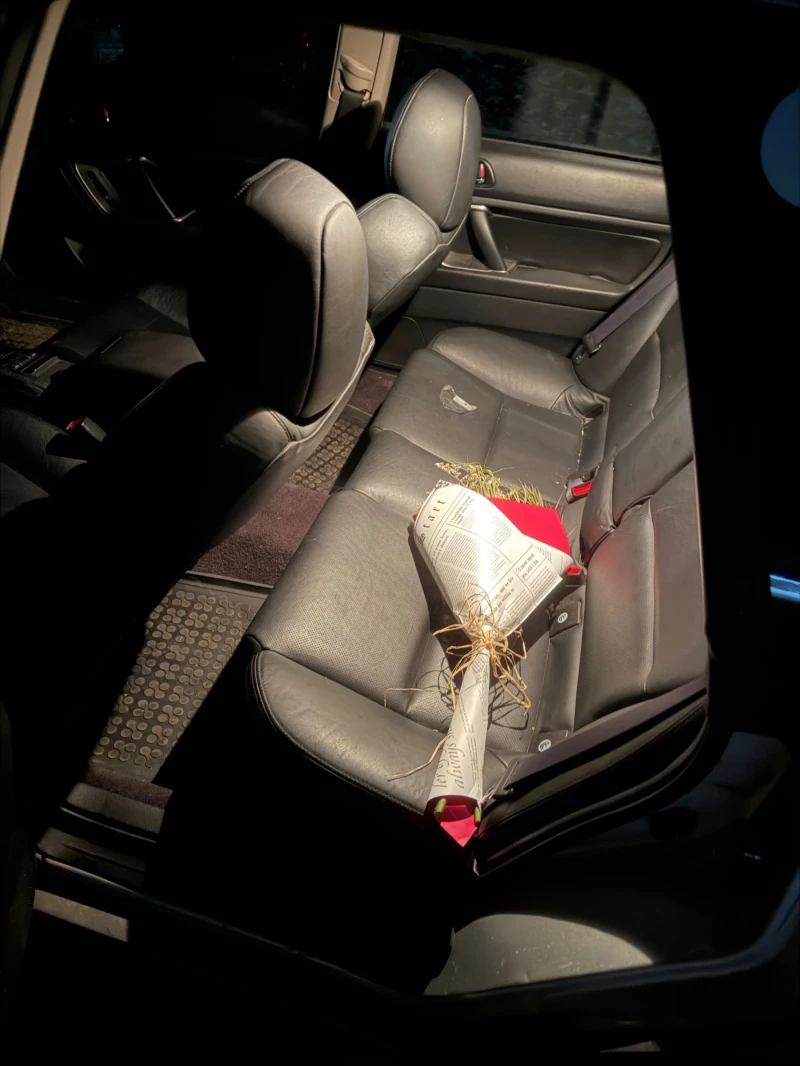 Subaru Outback 2.5ХТ(2.5турбо), снимка 11 - Автомобили и джипове - 53090539