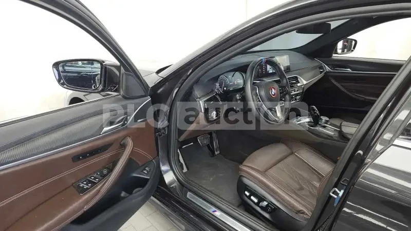 BMW 530 M SPORT/ФИКСИРАНА ЦЕНА ДО БЪЛГАРИЯ, снимка 5 - Автомобили и джипове - 54997432