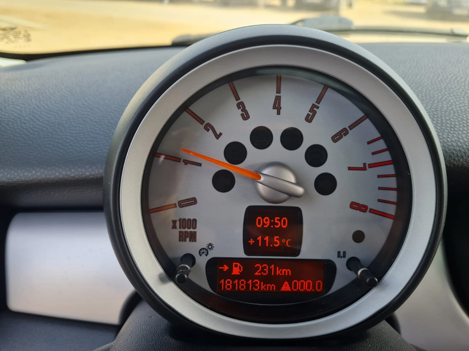 Mini One 1.4i ПАНОРАМА! ГЕРМАНИЯ! | Mobile.bg — изображение 15