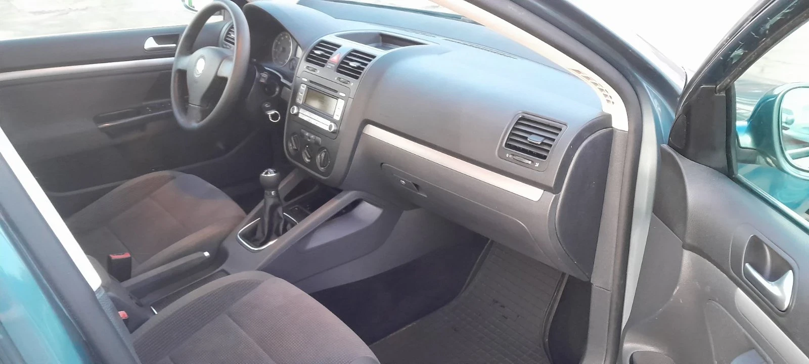 VW Jetta 1.6 и 102k.c - изображение 4