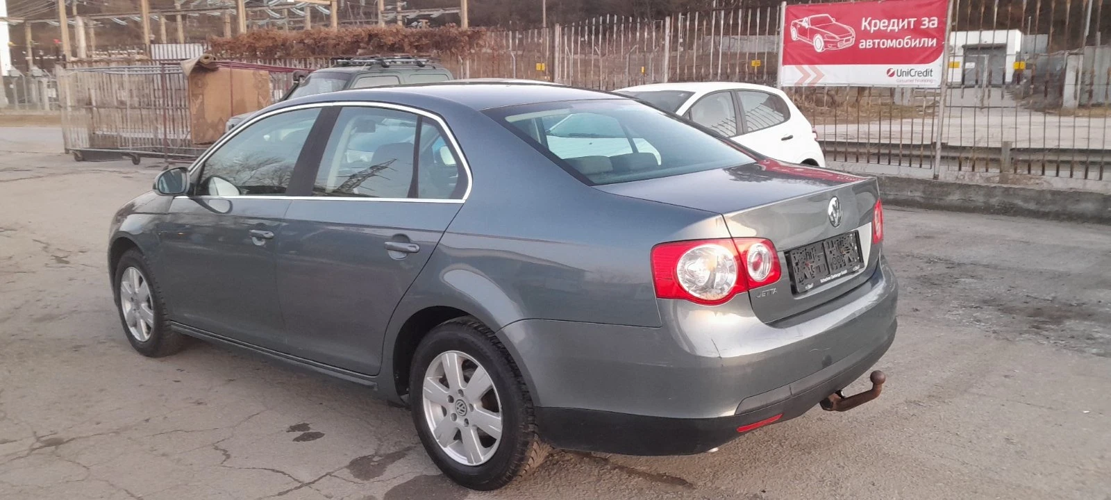 VW Jetta 1.6 и 102k.c - изображение 3