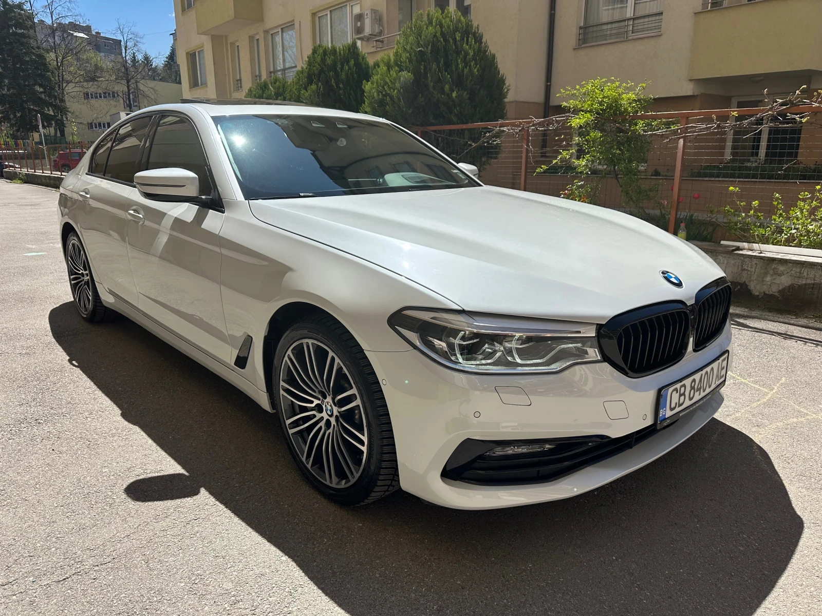 BMW 530 d xDrive sport line - изображение 2