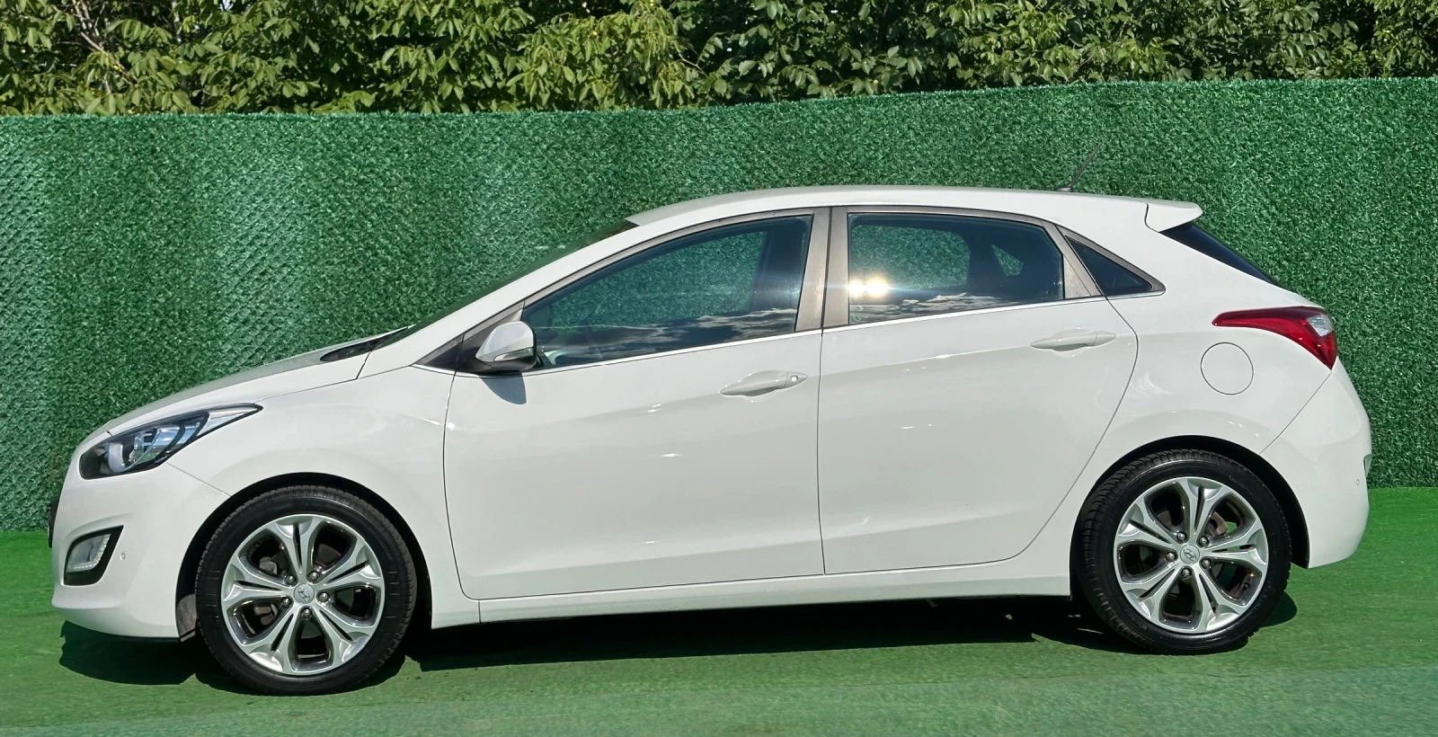 Hyundai I30 AUTOMATIC / 1.6  135 ks BENZINE  - изображение 6