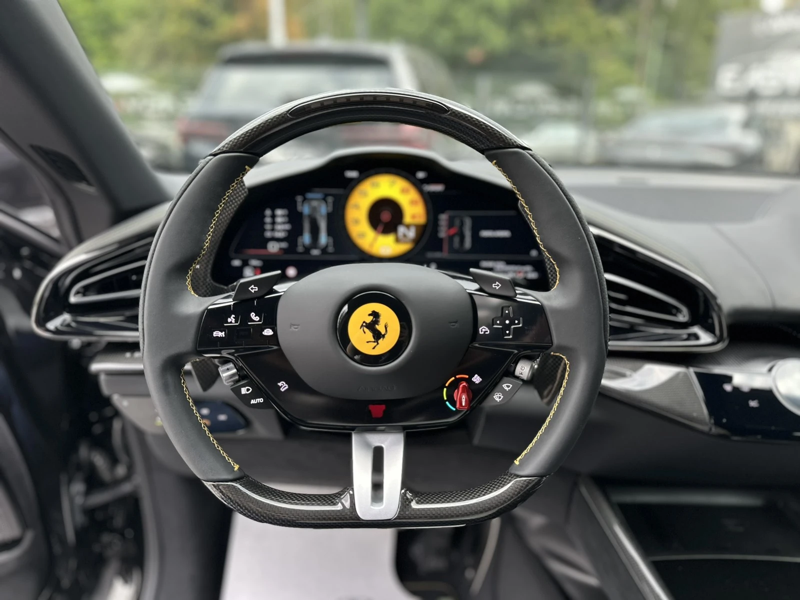Ferrari Purosangue NEW/PANO/CAMERA/CARBON FULL - изображение 8