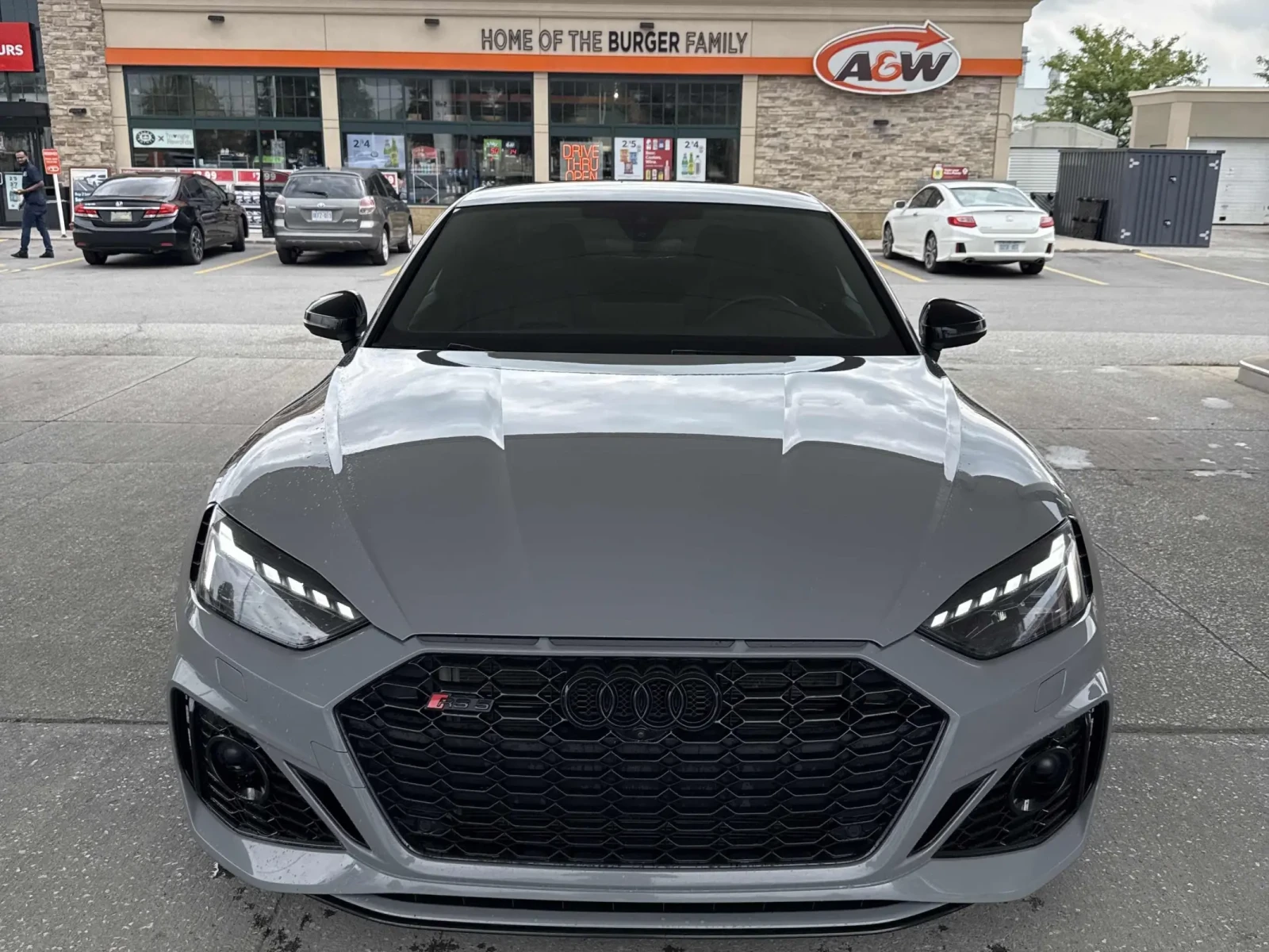 Audi Rs5 COUPE* CARFAX* АВТОФИНАНСИРАНЕ* Цена до България*  - изображение 4
