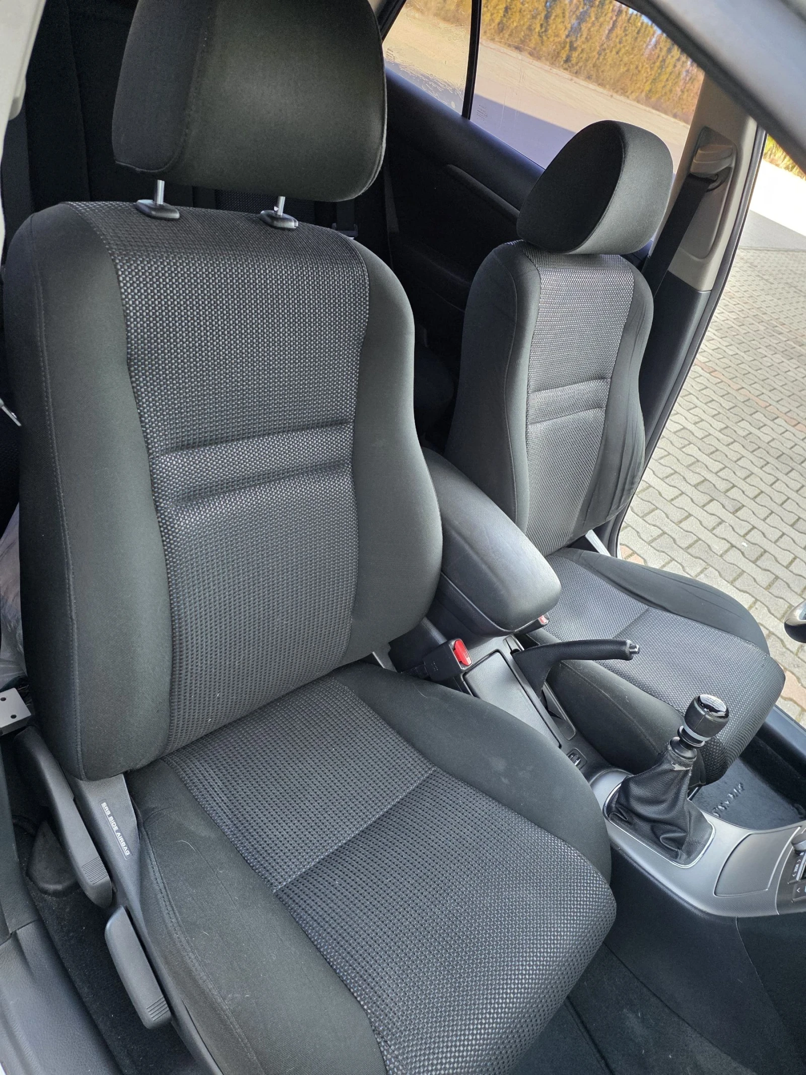 Toyota Avensis 2.0, D4D, Facelift , снимка 10 - Автомобили и джипове - 53837858