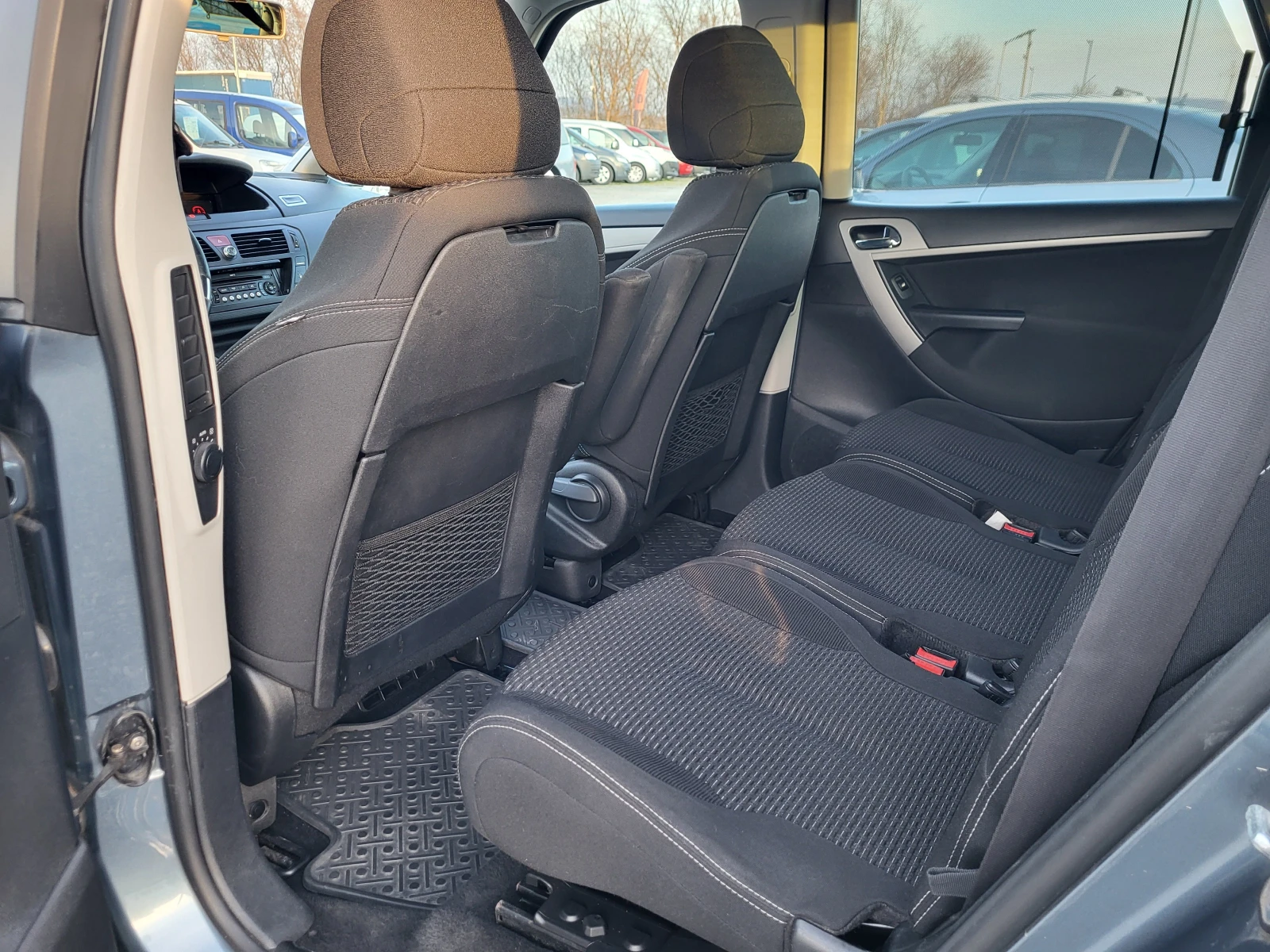 Citroen C4 Picasso 1.6VTi, снимка 15 - Автомобили и джипове - 53839376