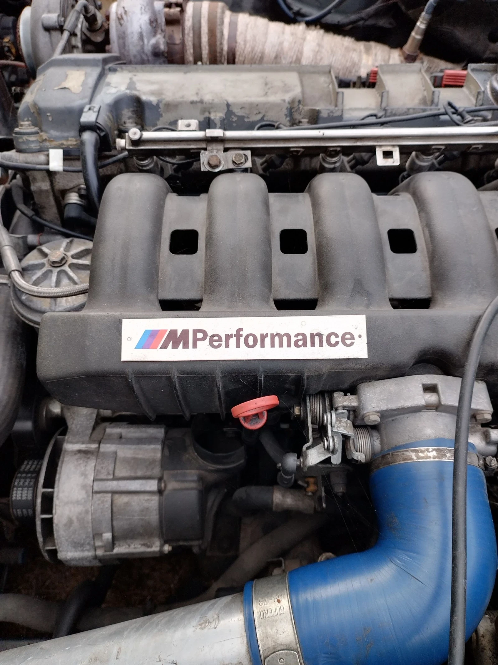 BMW 520 Бензин, снимка 6 - Автомобили и джипове - 54004226