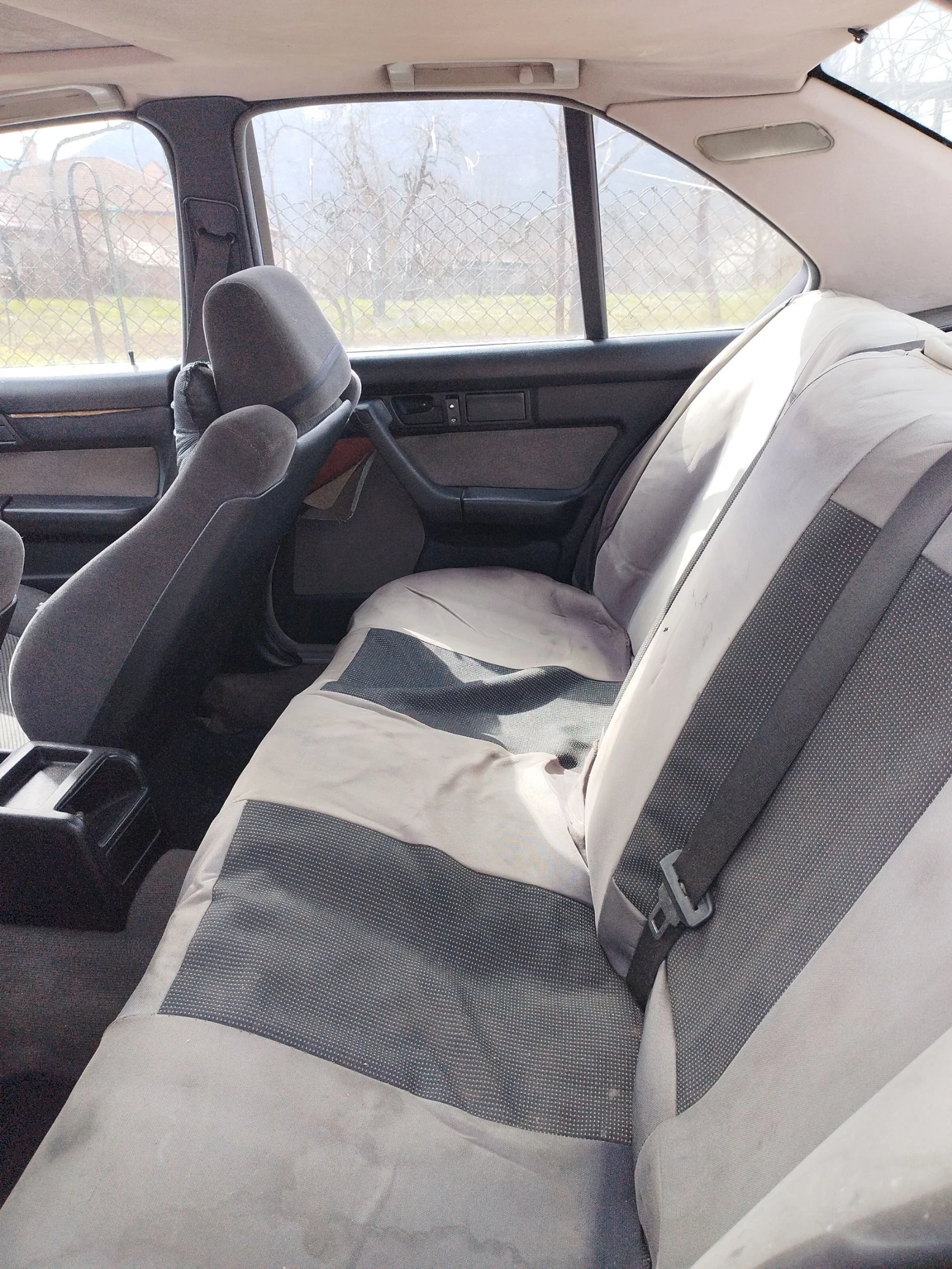 BMW 520 Бензин, снимка 10 - Автомобили и джипове - 54004226