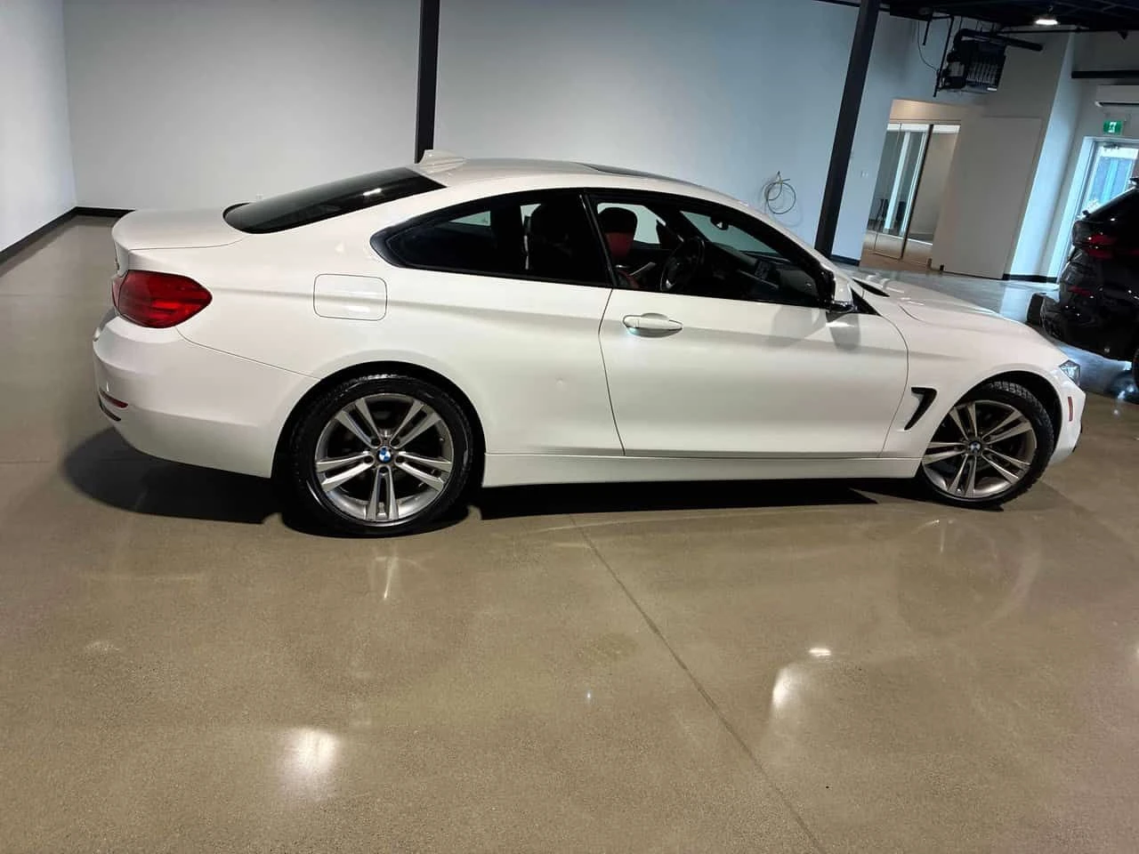 BMW 428 i xDrive/ПОДГРЕВИ/ШИБИДАХ, снимка 4 - Автомобили и джипове - 54034502