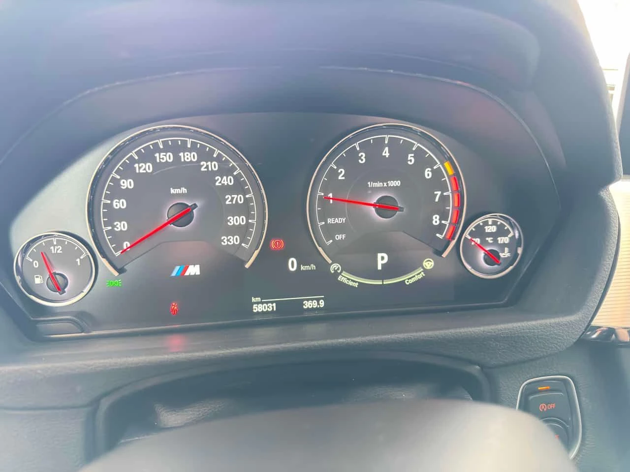 BMW M3 * 4dr Sdn* 2 КЛЮЧА* ПОДГРЕВ* PANO* KEYLESS* , снимка 8 - Автомобили и джипове - 54067061