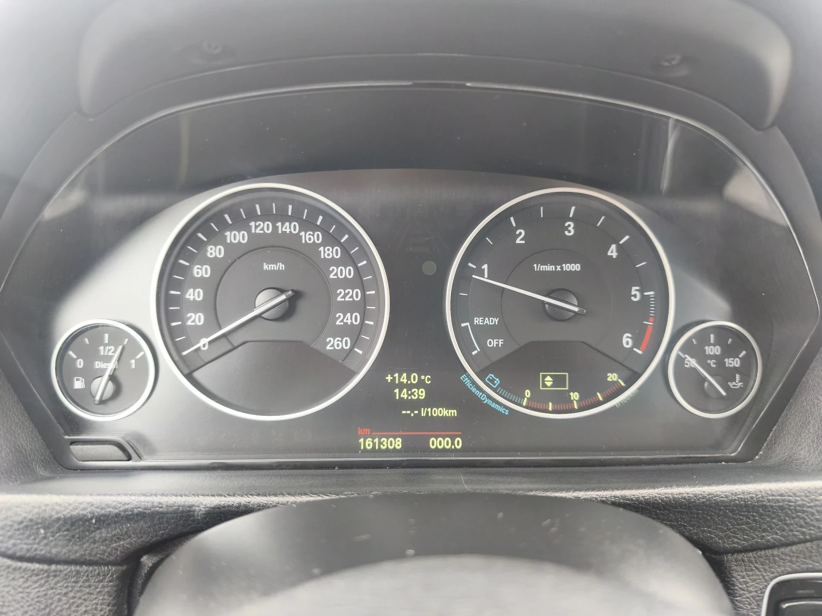 BMW 318 d Xdrive Перла, снимка 6 - Автомобили и джипове - 54278874